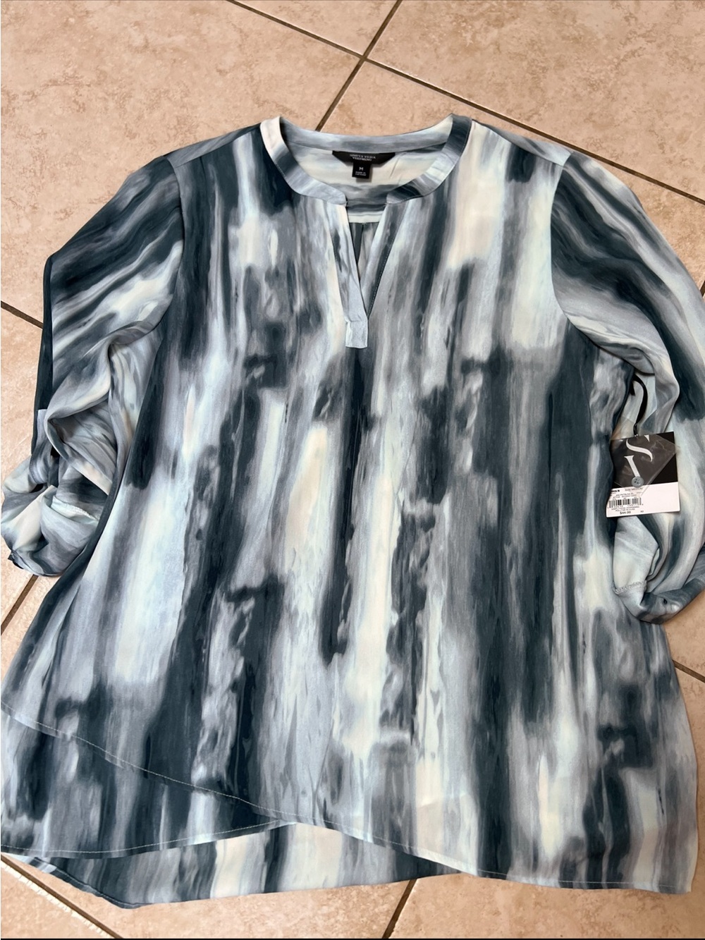 Simply Vera Wang black & Gray Watercolor Print Women's Tunic Top